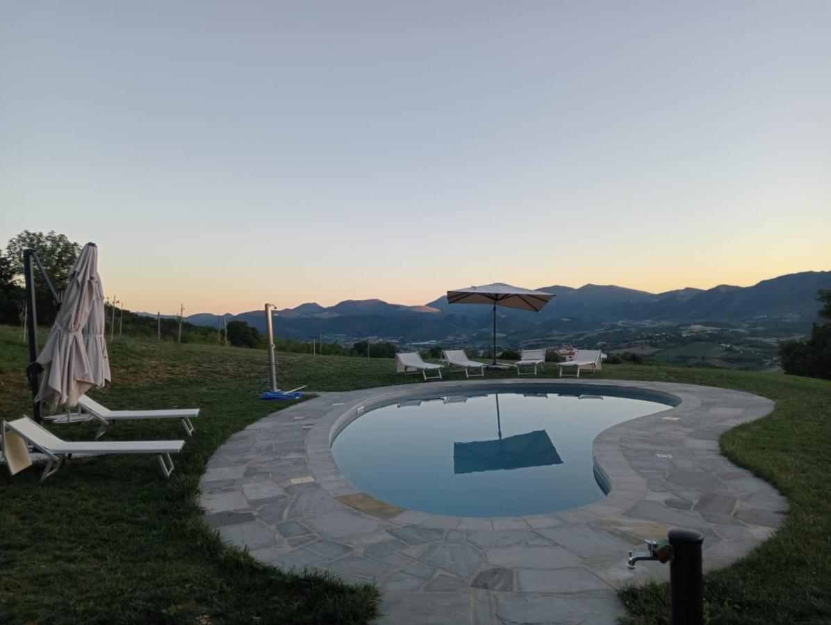 Agriturismo Valdifiori Sassoferrato ภายนอก รูปภาพ